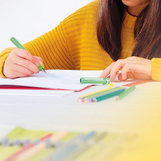 LAMY safari lightrose - Fountain Pen with ergonomic grip & polished steel nib in size EF - ideal for any Writing & Calligraphy - including LAMY T 10 blue cartridge - Right-Handed