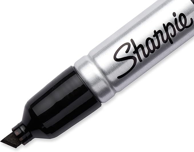Sharpie King Size Permanent Marker, Large Chisel Tip, Great for Poster Boards, Black, 4 Count