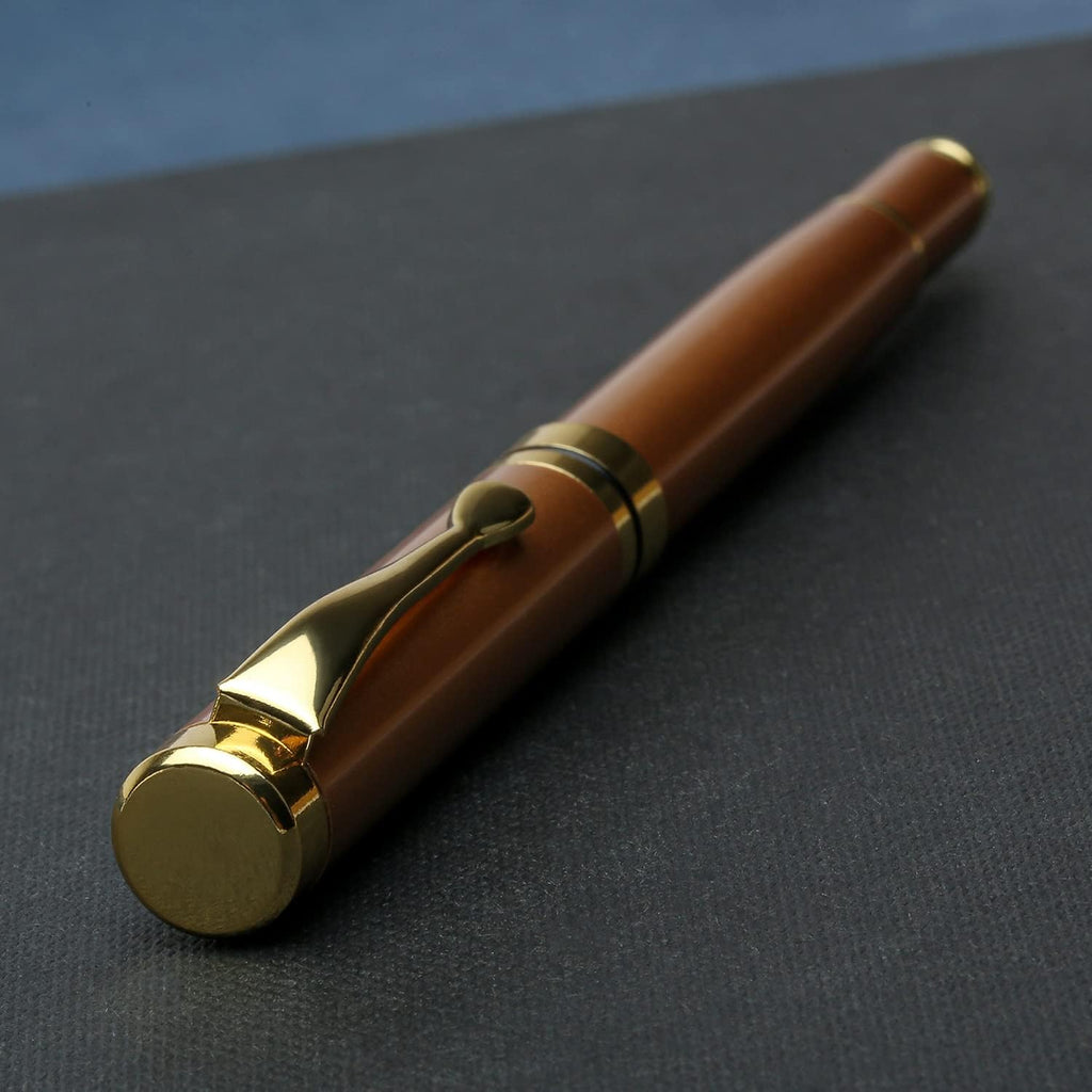 YIVONKA Luxury Ballpoint Pens Best Ball Pen Gift Set for Men & Women Professional Executive Office Nice BallPens Classy Gift Box Ballpoint Black Refill Line width 0.5mm (2 rosegold)