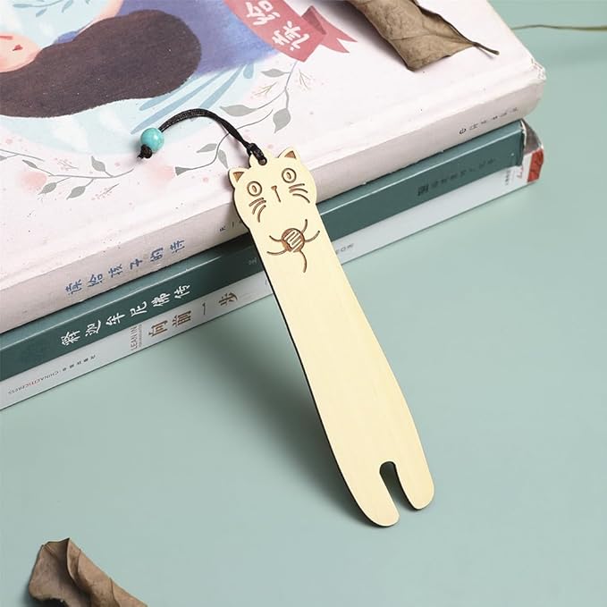 Wood Cat Bookmarks - Set of 4 Cute Bookmarks Aesthetic, Wooden Bookmarks Anime Cat Bookmark for Women Girl Kids, Kawaii Bookmark for Book Lover Cat Lover Friends Best Gifts (Boxwood)