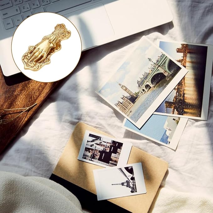 Lady's Hand Shaped Book Clip Vintage Gold Metal Bookholder Paper Page Holder Clip 3D Bookmarks Junk Journal Clip Traveler Scrapbook Kit Document Clip Stationery for Students Workbook