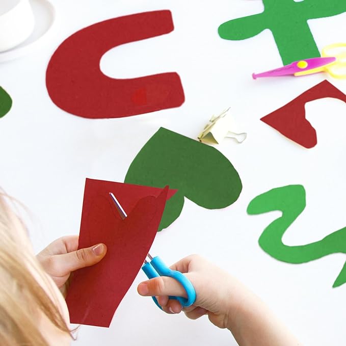 100 Sheets Christmas Green Cardstock 8.5x 11 Heavyweight Printer Paper- Goefun 80lb Double-sided Cover Card Stock for Cards Making, Invitations and Craft