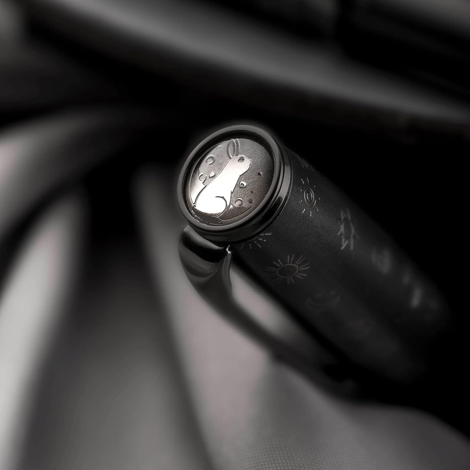 Hongdian N7 Gray Rabbit Resin Piston Fountain Pen, Iridium Long Blade Fine Nib Classic Pen, Smooth Writing Pen with Metal Box