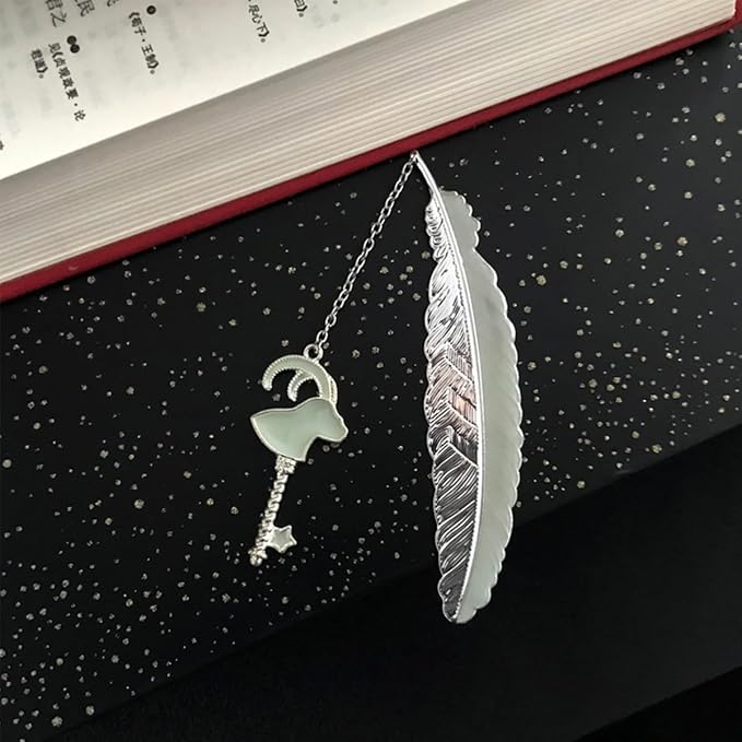 Zodiac Feather Bookmark Gifts for Women Men, Cool Metal Bookmark Glow in The Dark Capricorn Bookmark, Luminous Star Sign Constellation Horoscope Bookmark Gifts