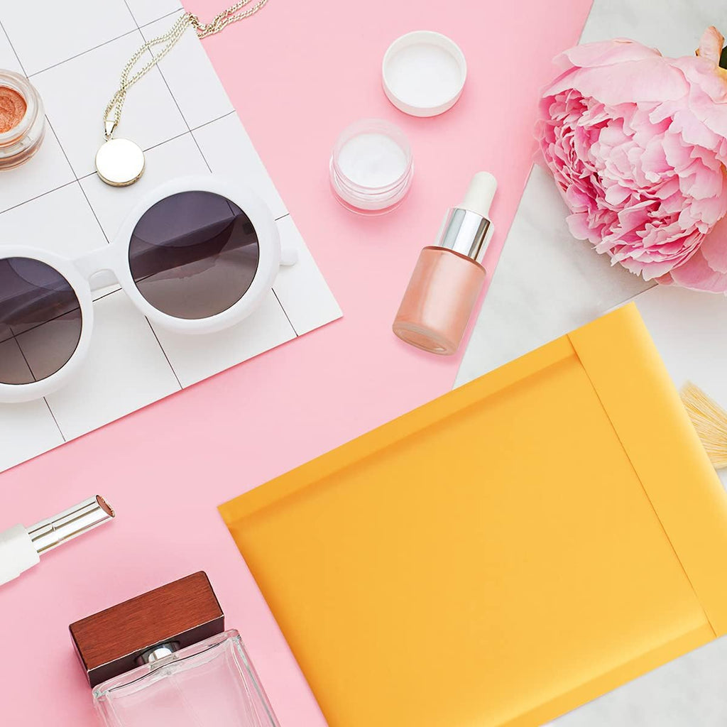 UCGOU Kraft Bubble Mailers 6x10 Inch 25 Pack Usable Size 6x9 Inch Yellow Padded Envelopes #0 Small Business Mailing Packages Self Sealing Tear Resistant Boutique Shipping Bags for Jewelry Supplies