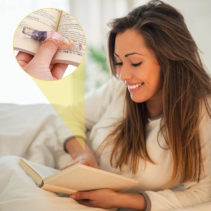 Prasacco 2 Pieces Book Page Holder, Dried Flower Resin Book Holders for Reading Thumb Ring Page Holder Flower Bookmark Reading Accessories for Readers Book Lovers Bookworm Bookmarks (2PCS Style5)