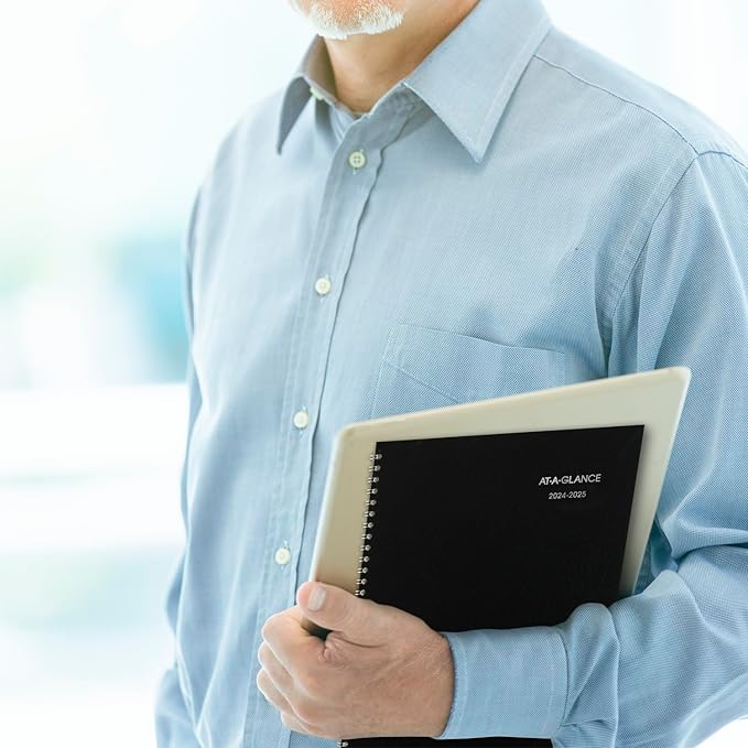 AT-A-GLANCE Planner 2024-2025 Academic, Monthly, 8" x 12", Large, Flexible Cover, DayMinder, Black (AY200)