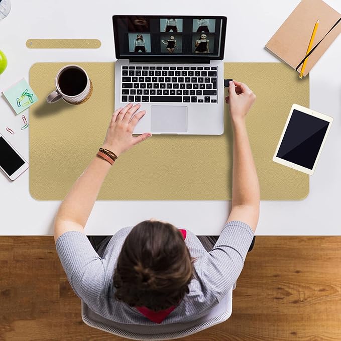 ‎Boutilon Leather Desk Pad 24"x 14" Non-Slip Mouse Pad,Office Desk Mat,Waterprooft PU Leather Desk Blotter,Desk Pad Protector,Desk Writing Pad for Home Office Decor (S-Golden)