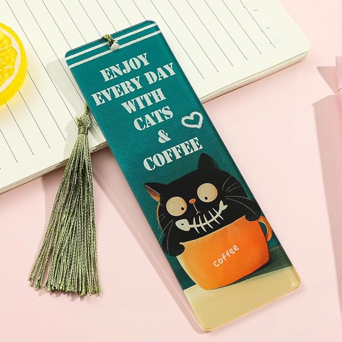 1pc Cute Pet Cat Tassel Bookmark - Acrylic Bookmarks for Book Lovers, Gifts for Teachers Students Reading Markers Ideal Gift for Back to School Season (Light Green Fringe)