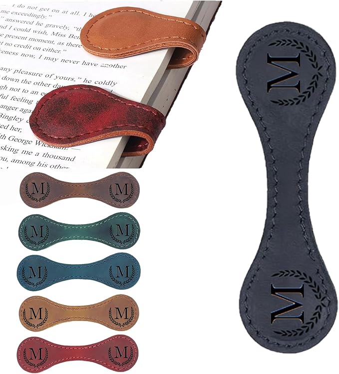 Personalized Magnetic Leather Bookmark, 26 Letters Custom Leather Bookmarks, Handmade, Leather Magnetic Bookmark for Book Lovers Readers Women Kid(Black，M）