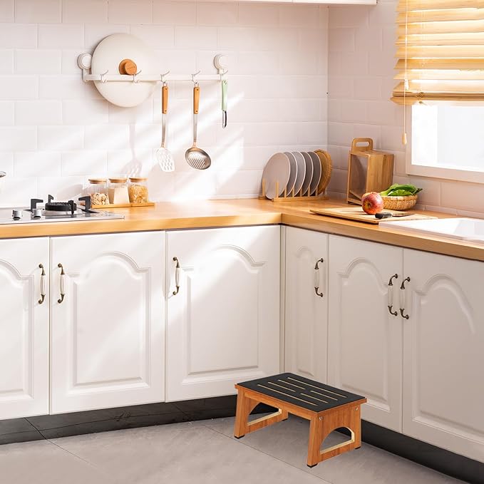 One Step Stool for Adults Seniors with Non-Slip Rubber Stepping Feet, Heavy Duty Platform Step Stools, 8.7 in Portable Bed Steps for High Beds for Bathroom, Bedroom, Kitchen & Bedside Support