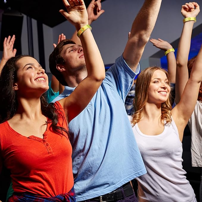 Jadive 500 Pieces Paper Wristbands VIP Plastic Waterproof Party Identification Wristbands Party Bracelets for Events Amusement Parks, Club, Concerts, Fairs, Festivals and Events(Neon Gold)