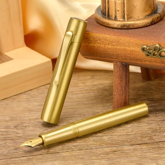 Hongdian M2 Mini Brass Fountain Pen with Extra Fine Soft Golden Nib, Sleek Shape Short Pocket Travel Pen (Glossy Brass)