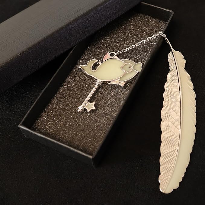 Zodiac Feather Bookmark Gifts for Women Men, Cool Metal Bookmark Glow in The Dark Pisces Bookmark, Luminous Star Sign Constellation Horoscope Bookmark Gifts