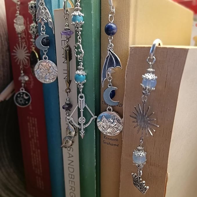 Retro Metal Bookmark for Bookish Gifts Funny Inspired Book Mark Book Accessories Book Lover Gifts for Women Men(Moon and Star-Gold)