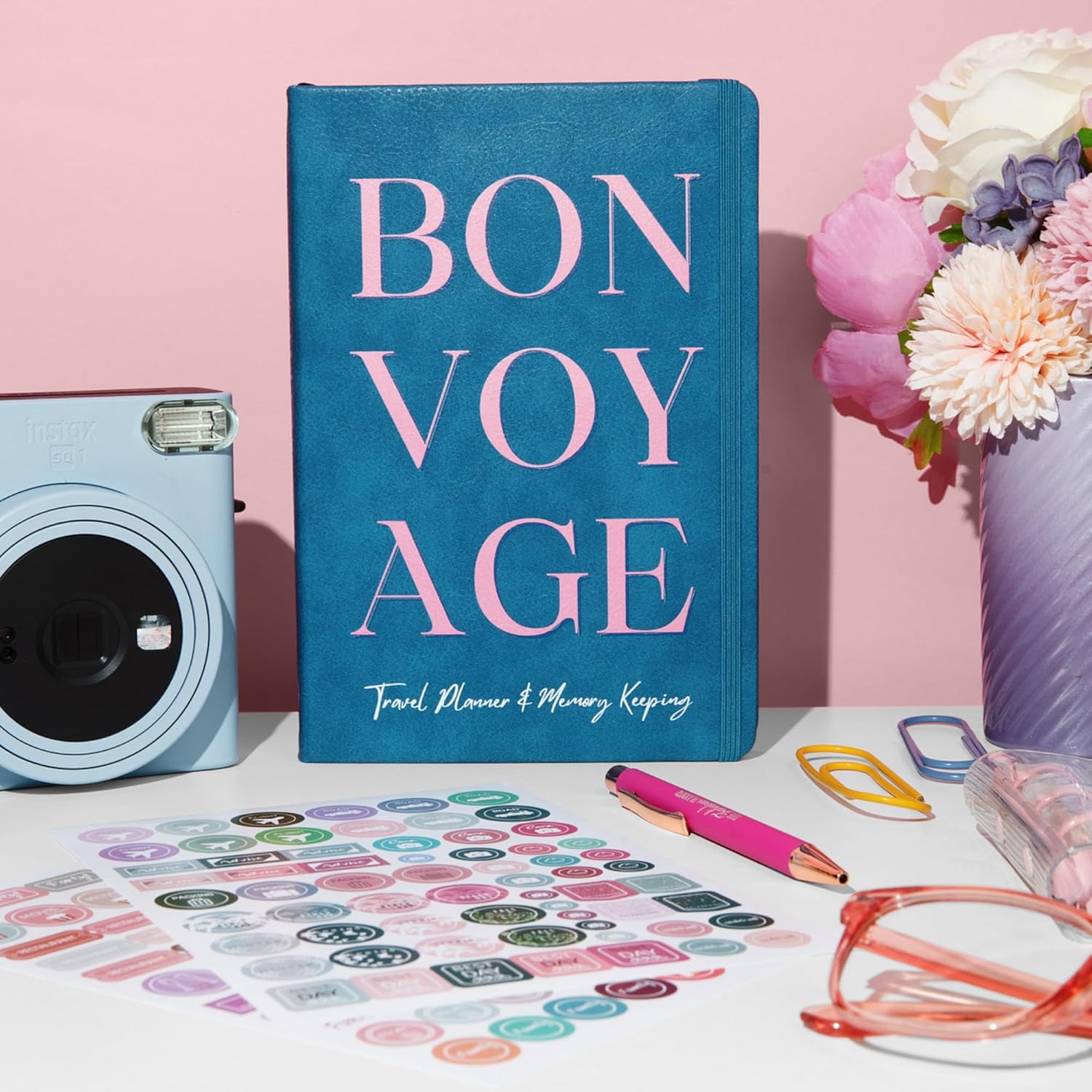 Travel Journal – Itinerary Planner Organizer & Traveling Memory Diary for Women and Men, Travel Log Book for 6 Trips with Packing Lists, Notes & Reflections, A5 Size (Undated)