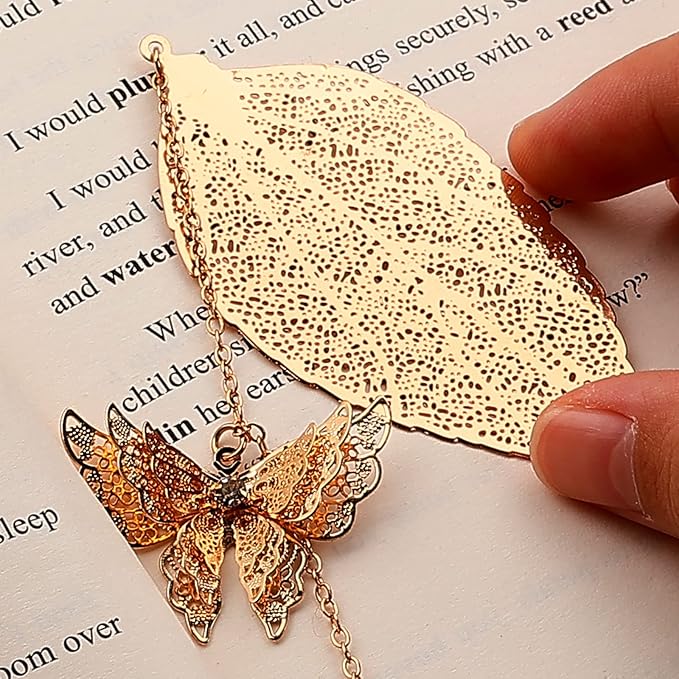 Toirxarn Metal Leaf Bookmark - Unique Gift for Women Ideal for Birthday Teacher Appreciation Mother's Day, Chic Literary Accessory & Elegant Reading Companion for Readers and Book Lovers