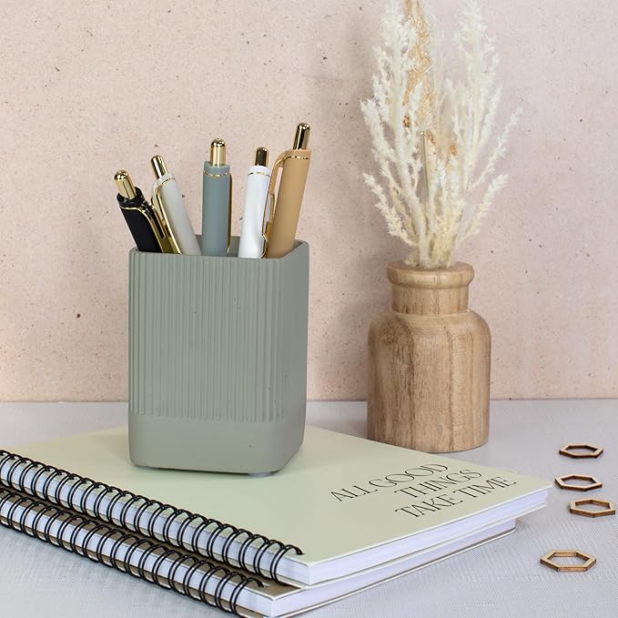 KIBAGA Aesthetic Pen Holder for Desk - Modern Concrete Pencil Holder - Cute and Functional Desk Organizer for Office Supplies - Stylish Office Decor Pen Cup