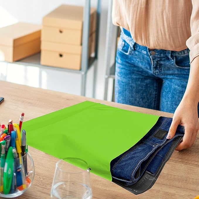 Colored Poly Mailers Pack of: Be creative with your packaging with Colored mailers (Green, 12" x 15.5" pack of 250)