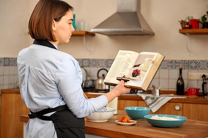 TILISMA Wooden Book Page Holder - Handmade Walnut Thumb Book Accessories - Reading Gadget to Read in Bed - Gifts for Book Lovers, Avid Readers, Bookworms, Librarians - Bookmark (Large)