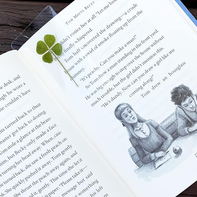 ARTMART Genuine Real Four-Leaf Green Clover St. Saint Patric's Day Bookmarks Irish Shamrock Good Luck Charm for Smartphone Wallet Case Amulet Purse Coating Gift Thanks Card L