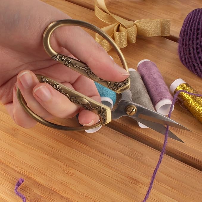 JubileeYarn Crane Motif Small Embroidery Craft Scissors - Bronze - 1 Scissor