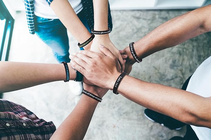 QEERBSIN Bible Verses Bracelets Motivational Christian Rubber Bracelets Faith Hope Wristbands Bracelets for Men Women Teens