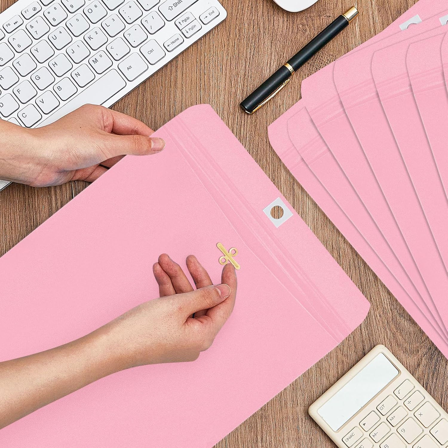 Geyee 100 Pcs Clasp Manilla Envelopes 9 x 12 Inch Gummed Colored Envelopes for Storing or Mailing for Home Office Business Supplies(Cherry Color)