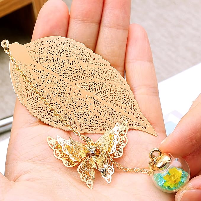Toirxarn Metal Leaf Bookmark - Unique Gift for Women Ideal for Birthday Teacher Appreciation Mother's Day, Chic Literary Accessory & Elegant Reading Companion for Readers and Book Lovers