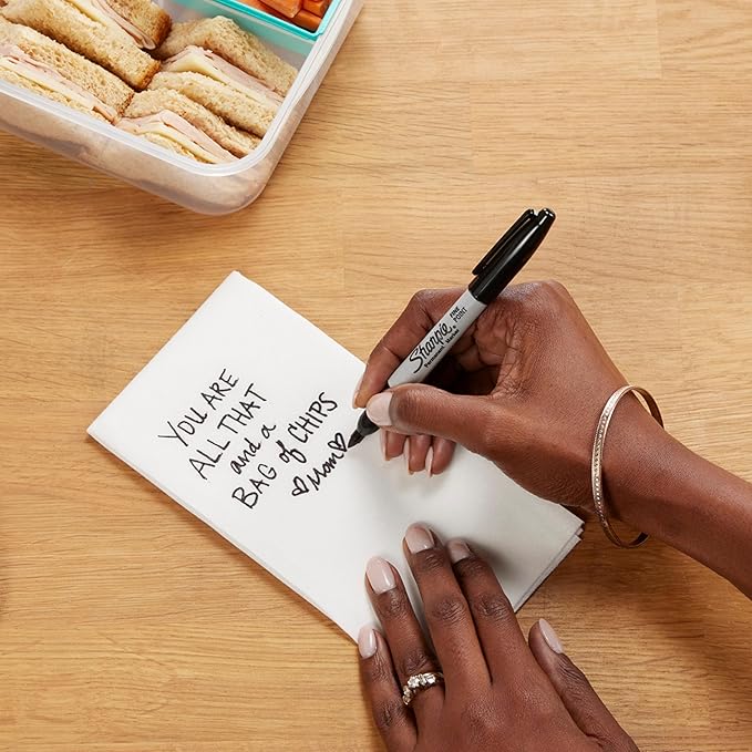 Sharpie Permanent Markers | Fine Point for Bold Details | Black Ink | 5 Marker Pens