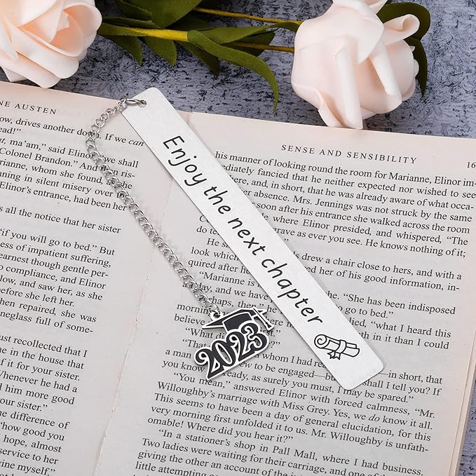 AMBREGRISSUN 2023 Graduation Gifts for Women Men Class of 2023 Bookmark for College High Middle School Student Inspirational Leaving Fare Well Gifts for Her Teen Girls Boys Friends Christmas Birthday