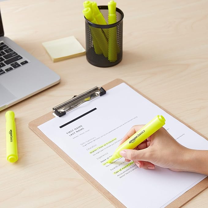 Amazon Basics Yellow Highlighters 12 Pack, Chisel Tip, Office and School Supplies