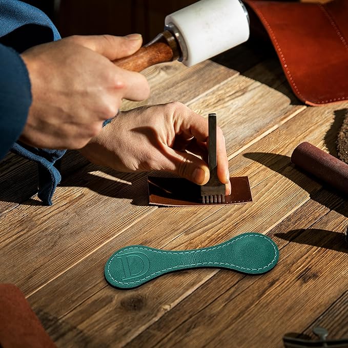 Personalized Leather Magnetic Bookmarks (1 Pack) Vintage Custom Engraved Initial ID Identification Book Marker Clip Gift for Book Lover Avid Readers (Letter D, Green)