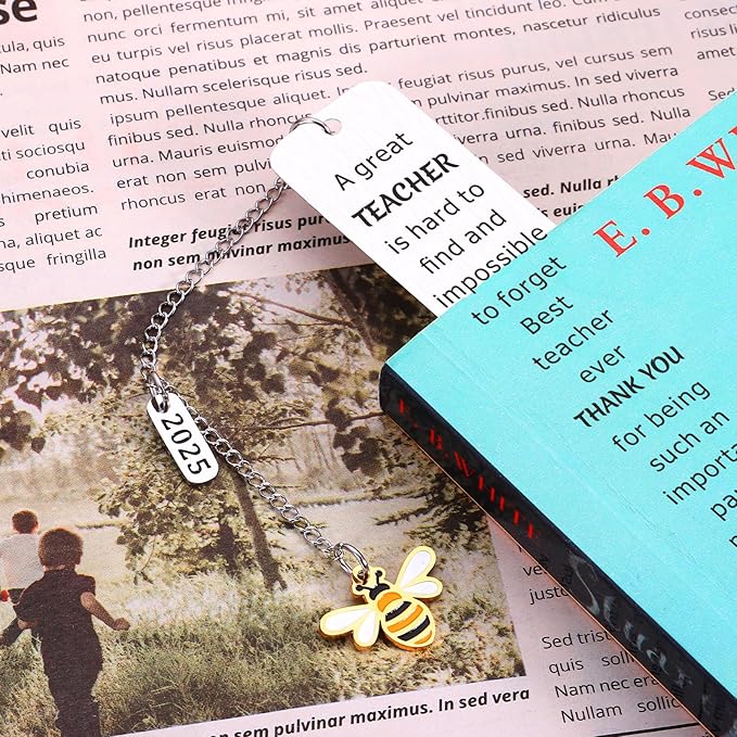 Teacher Christmas Gifts, Teacher Appreciation Gifts, Teacher Gifts for Women, Cute Bee Bookmark Gifts for Teachers, Teacher Thank You Gifts, Valentines Day Gifts for Teachers, Teacher Retirement Gift