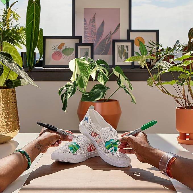 Sharpie Brush Twin Permanent Markers, Brush Tip Marker and Ultra Fine Tip Marker, Assorted, 12 Count